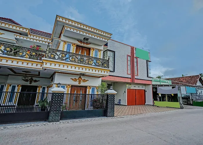 Oyo 3443 Rd Kost2 Hotel Palembang